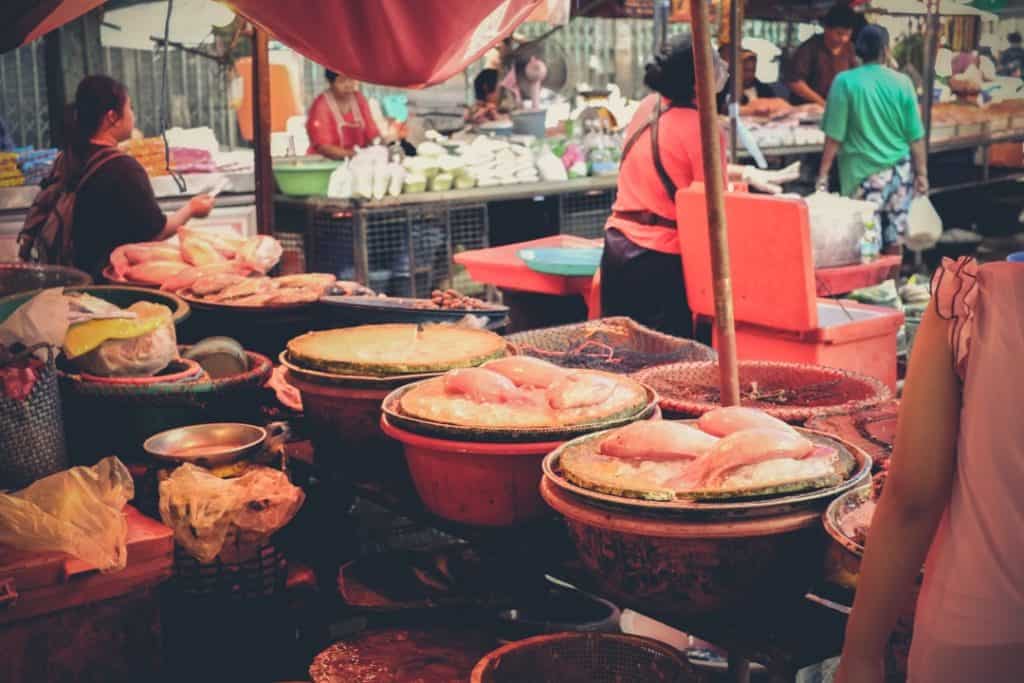 Chao Phrom Market