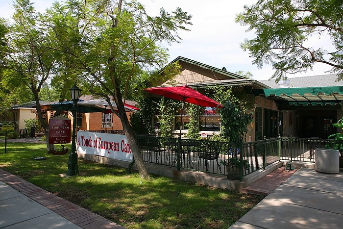 A Touch of European Café