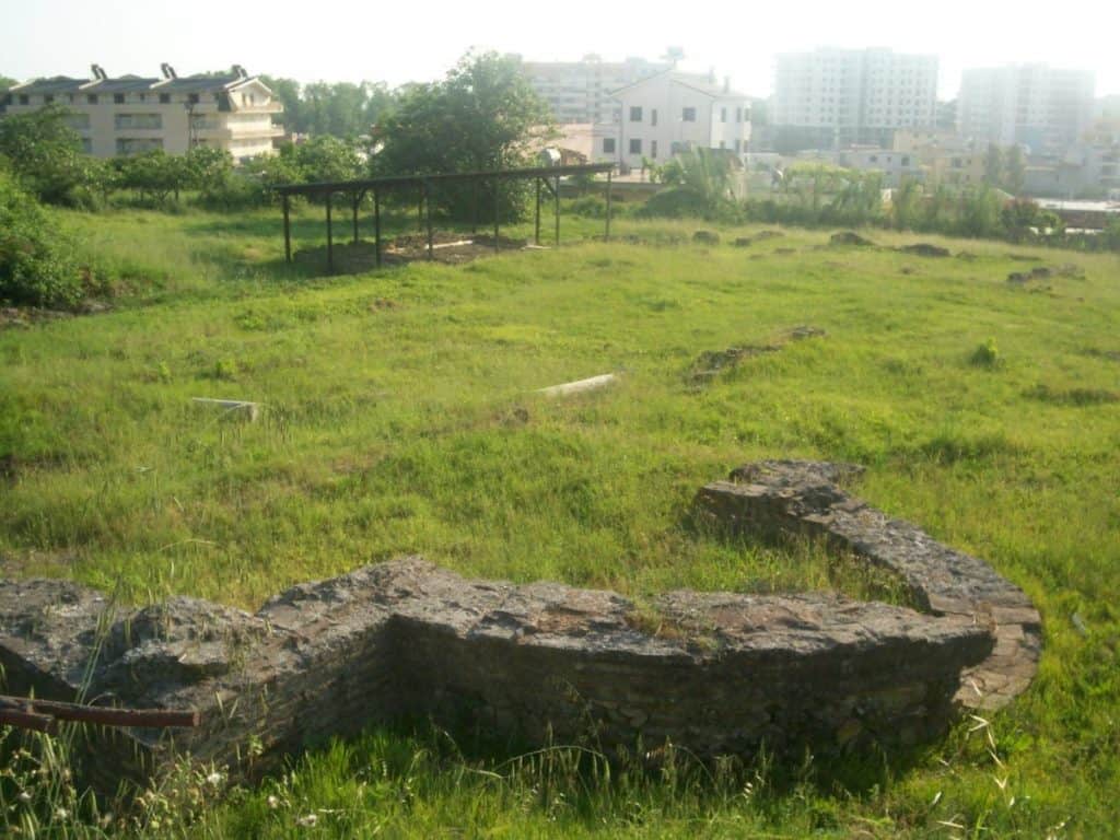Shën Mëhill Basilica