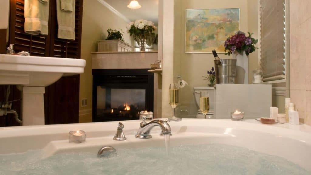 15 Romantic (Weekend) Getaways in Illinois The Crazy Tourist