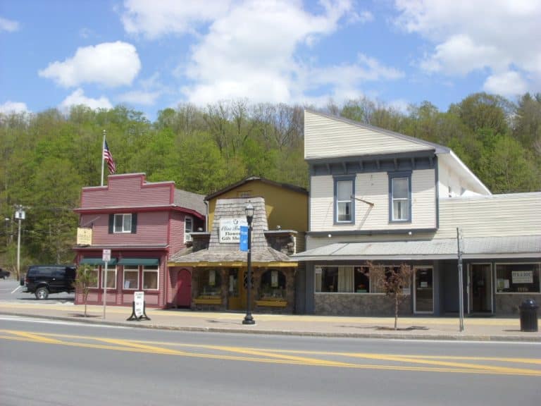 Explore the TOPRATED Small Towns in New York DISCOVER NOW!