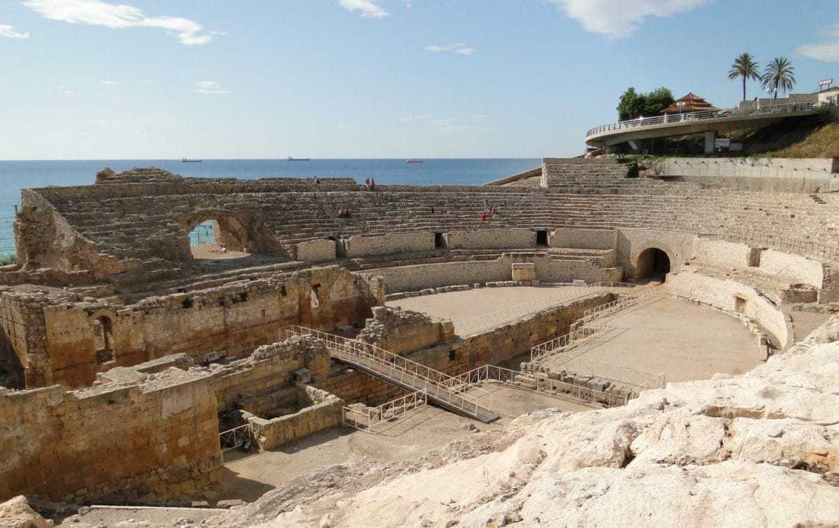 Spain, Tarragona: attractions 79 Spain, Tarragona: attractions 35