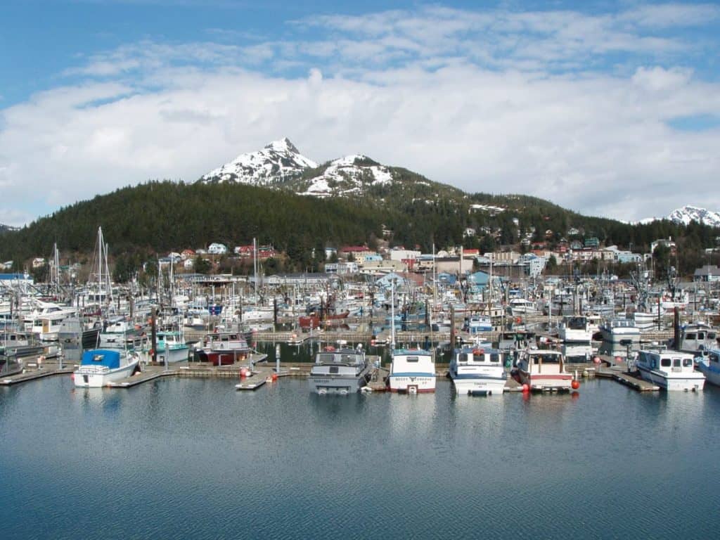 15 Best Small Towns to Visit in Alaska The Crazy Tourist