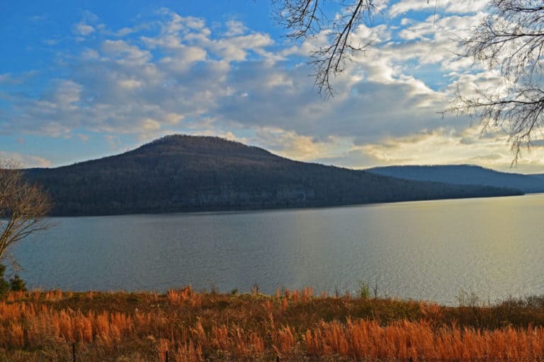15 Best Lakes in Tennessee The Crazy Tourist