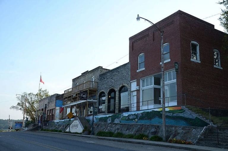 15 Best Small Towns to Visit in Arkansas The Crazy Tourist