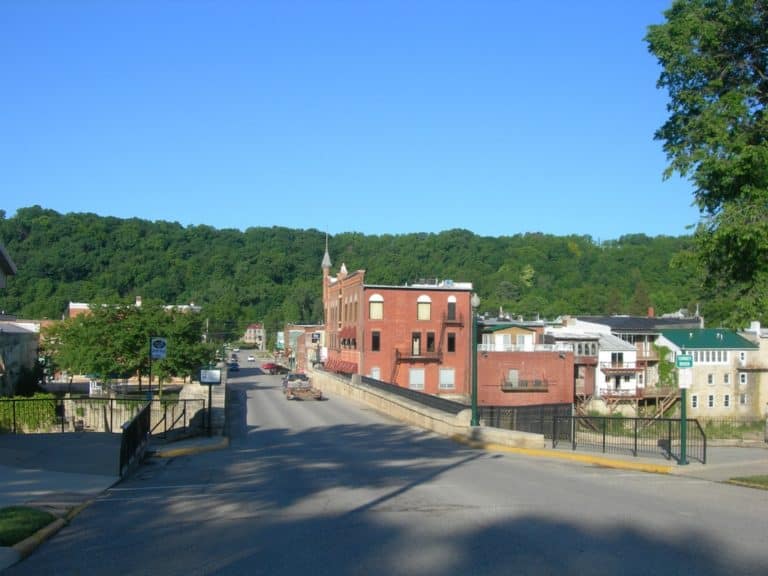 15 Best Small Towns to Visit in Iowa The Crazy Tourist