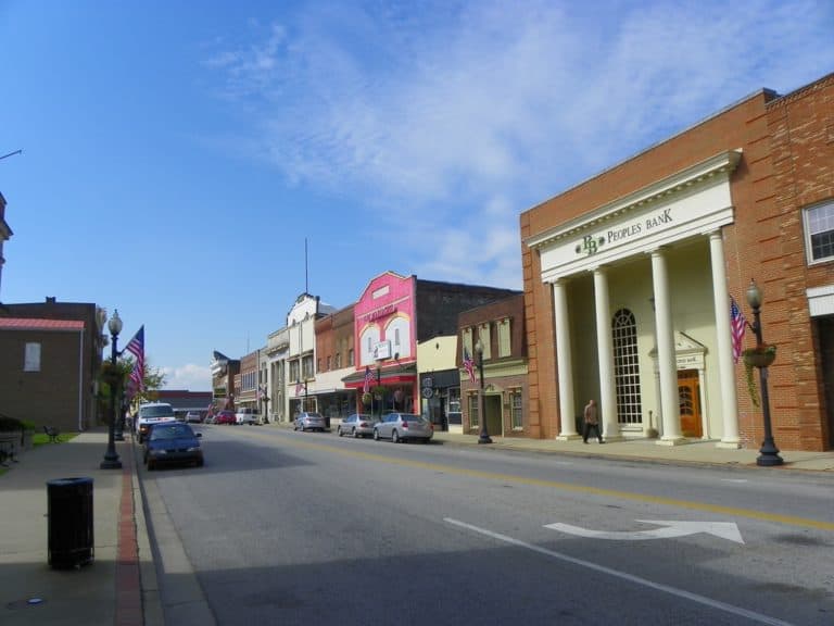 15 Best Small Towns to Visit in Kentucky The Crazy Tourist