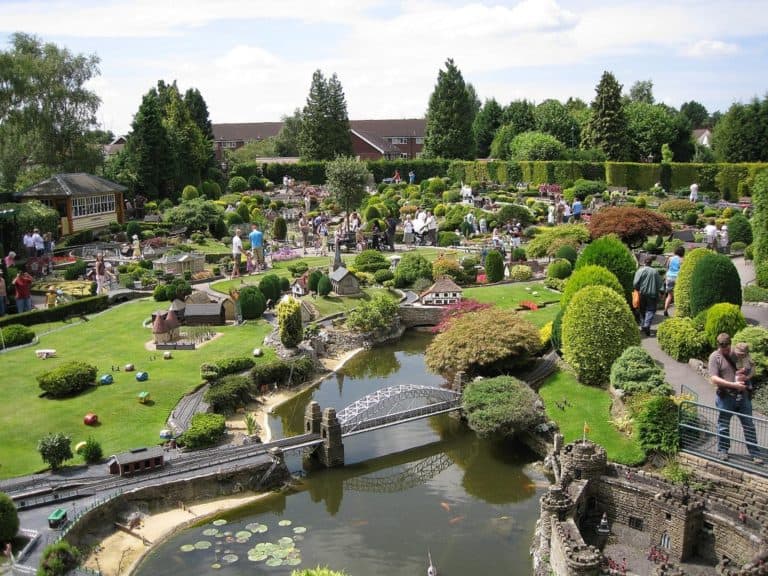 12 Best Places to Visit in Buckinghamshire (England) - The Crazy Tourist