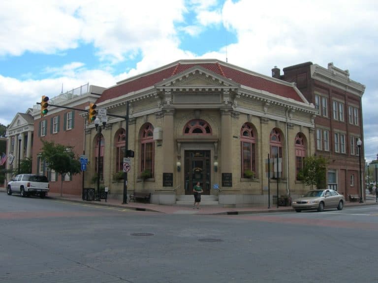 15 Best Small Towns to Visit in West Virginia The Crazy Tourist