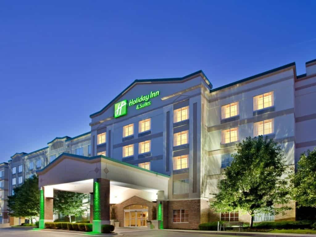 Holiday Inn And Hotel Suites Overland Park