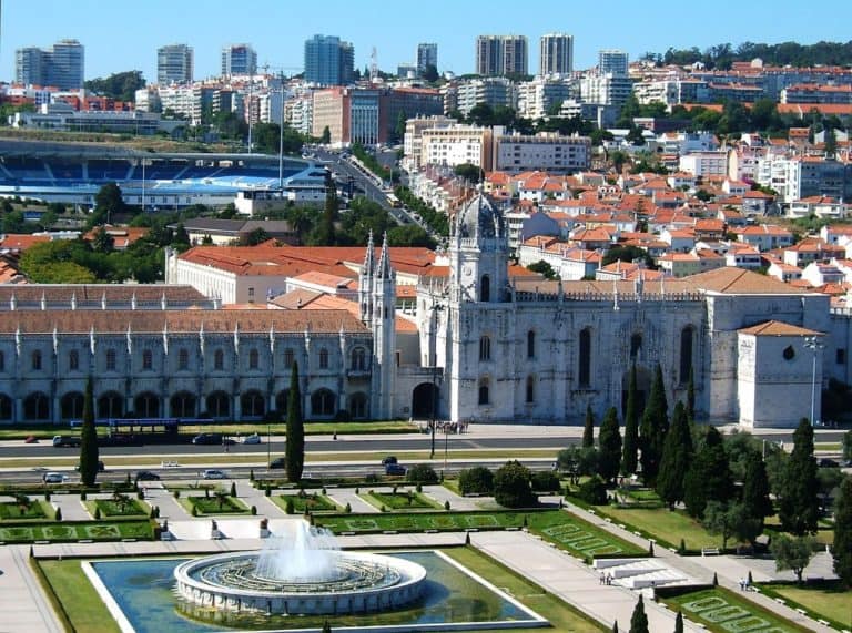 15 Best Things to Do in AgualvaCacém (Portugal) The Crazy Tourist