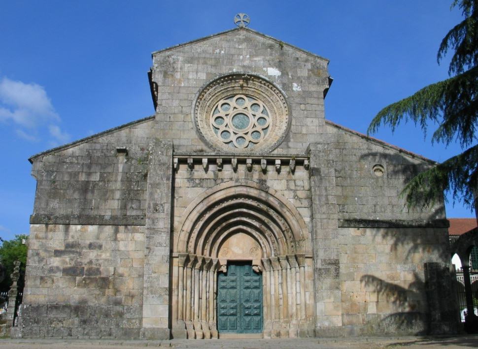 Mosteiro De Paço De Sousa