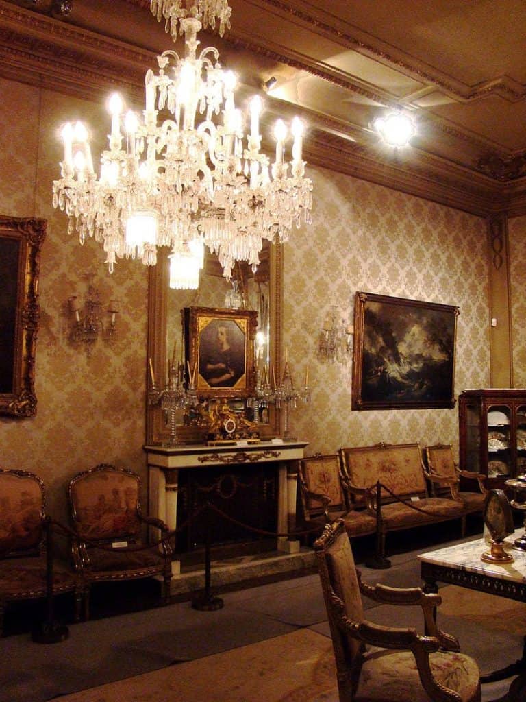 Museo De Arte Decorativo Firma Y Odilo Estevéz