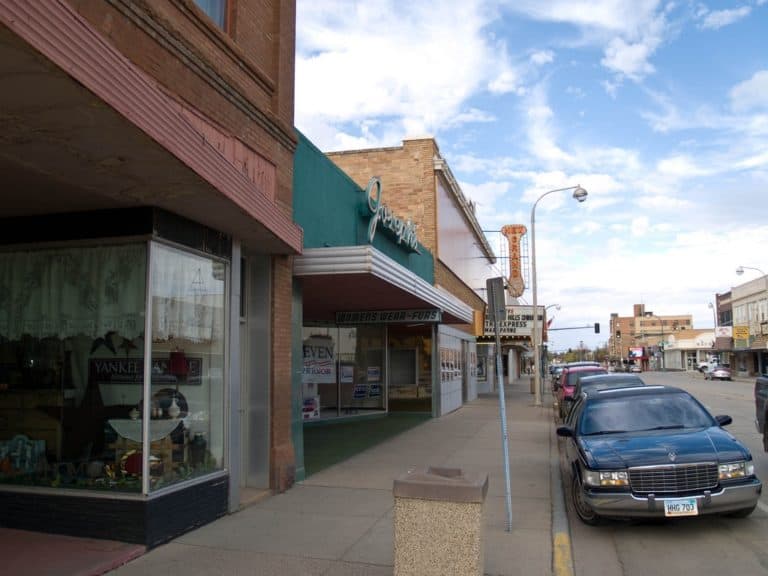 15 Best Places to Live in North Dakota The Crazy Tourist