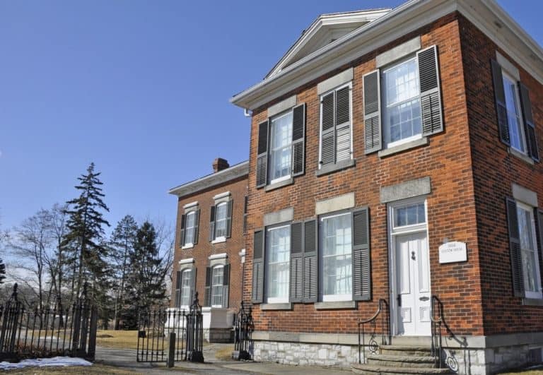 15 Best Things to Do in Oakville (Ontario, Canada) The Crazy Tourist