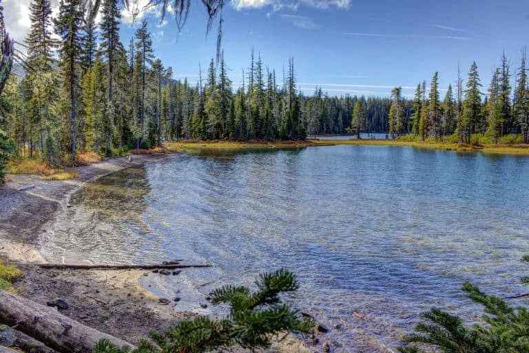 15 Best Lakes in Oregon - The Crazy Tourist