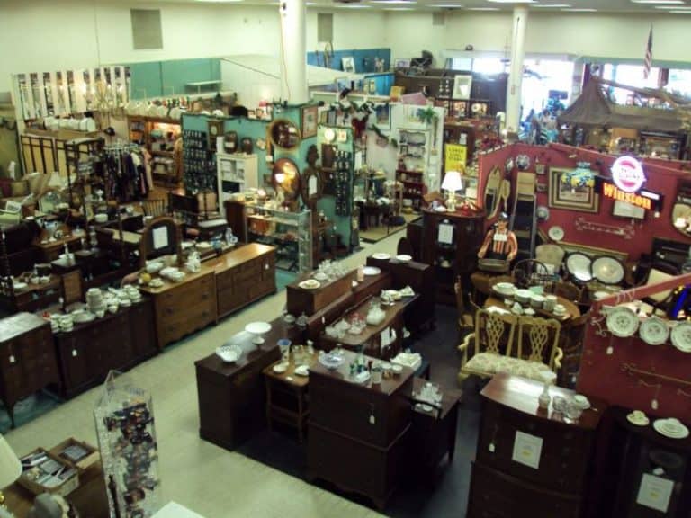 15 Best Flea Markets in Alabama The Crazy Tourist