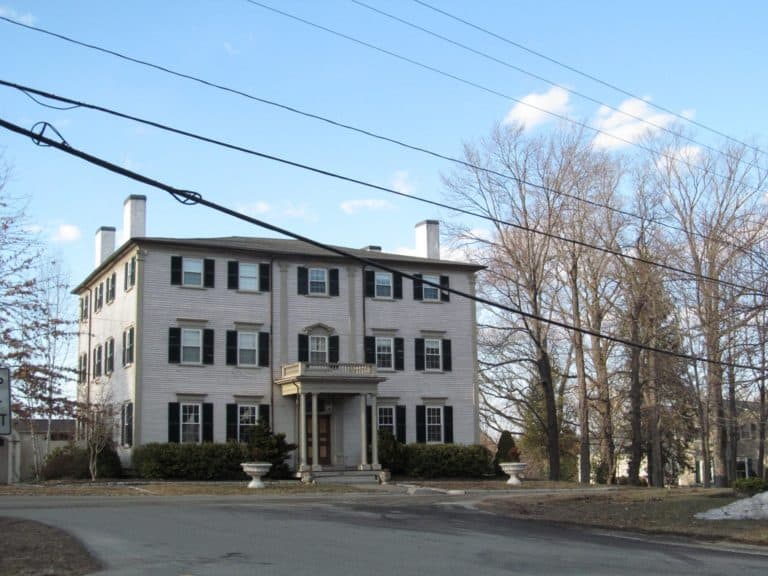 15 Best Places to Live in New Hampshire The Crazy Tourist