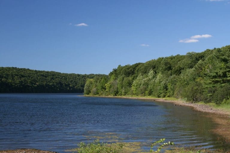 15 Best Lakes in Connecticut The Crazy Tourist