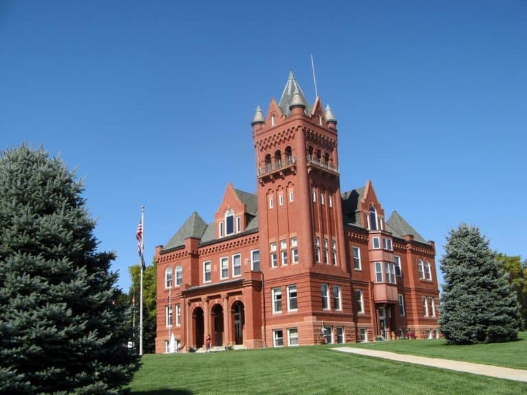 15 Best Places to Live in Nebraska The Crazy Tourist