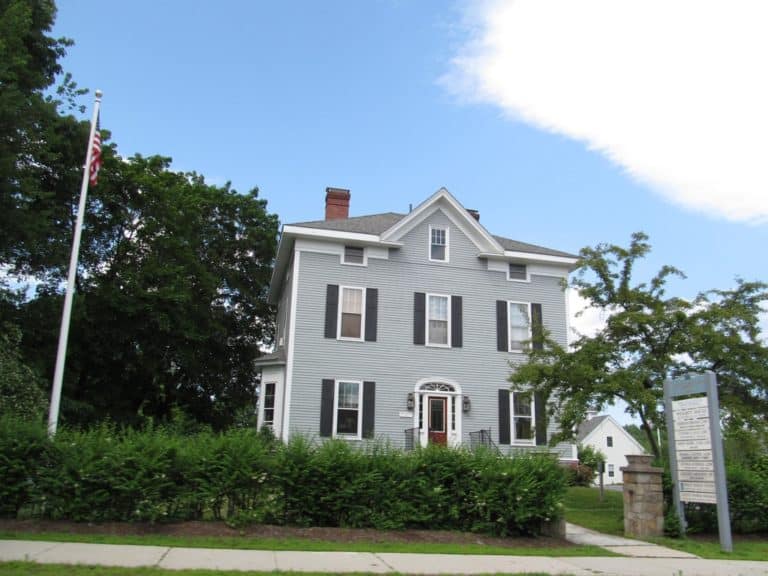 15 Best Places to Live in Maine The Crazy Tourist