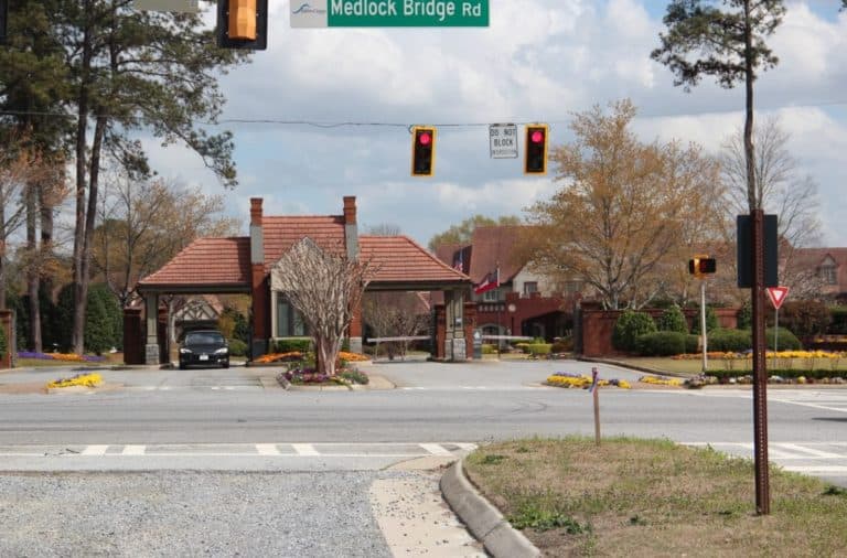 15 Best Places to Live in (US) The Crazy Tourist