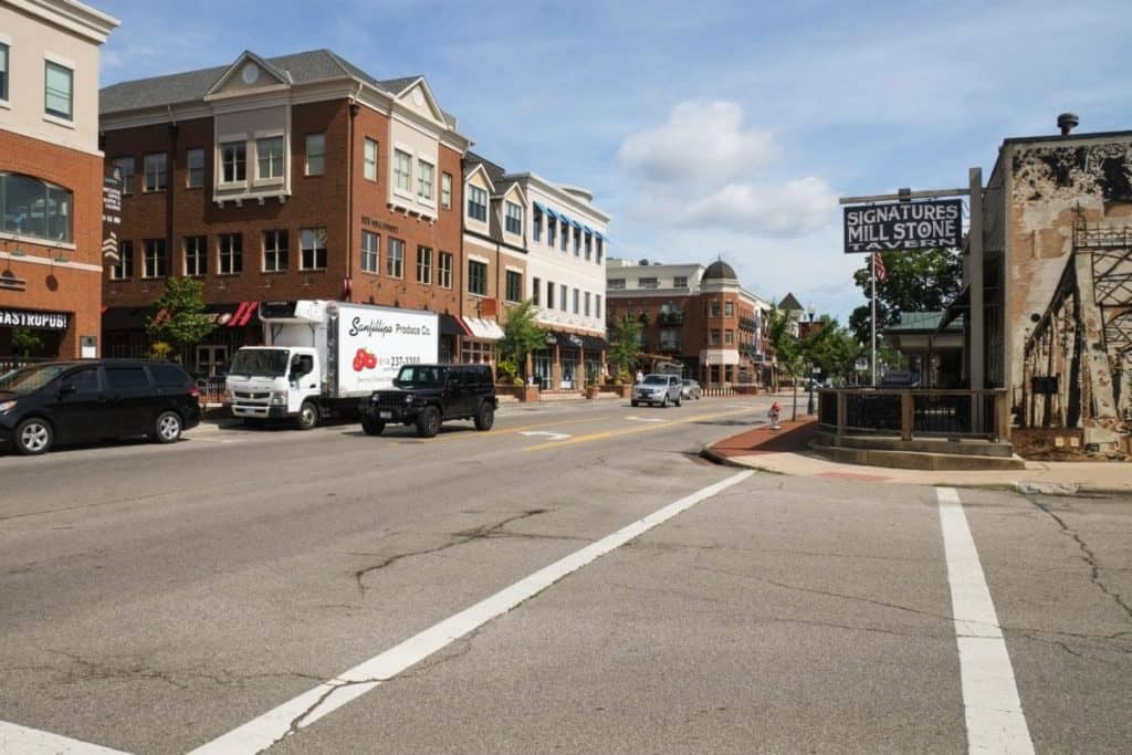 15 Best Places to Live in Ohio - The Crazy Tourist 11 Findlay, Ohio
