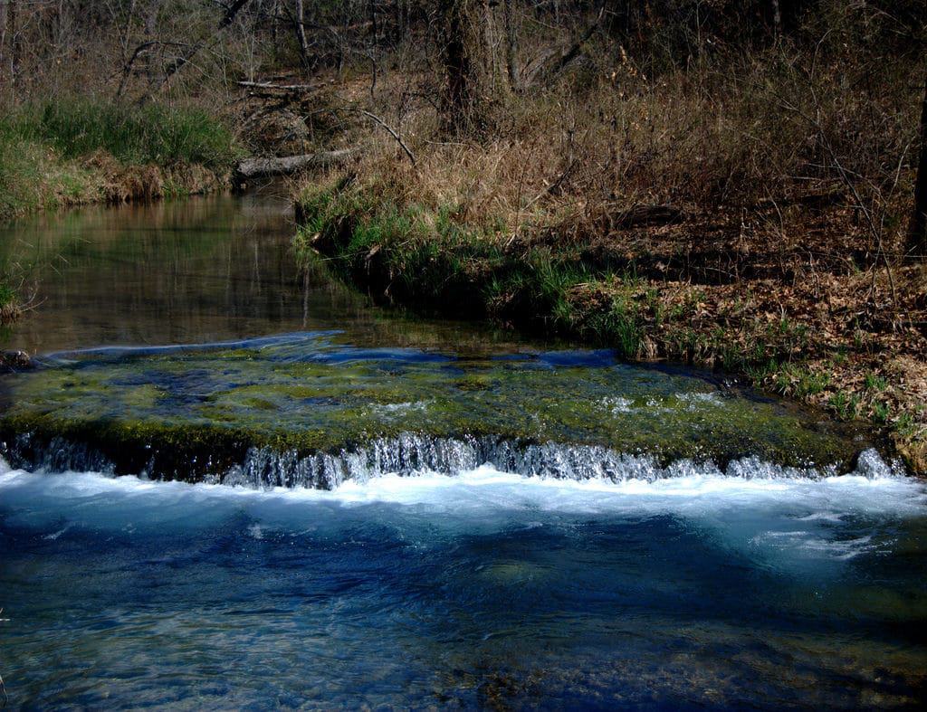 Buffalo Springs, Sulphur