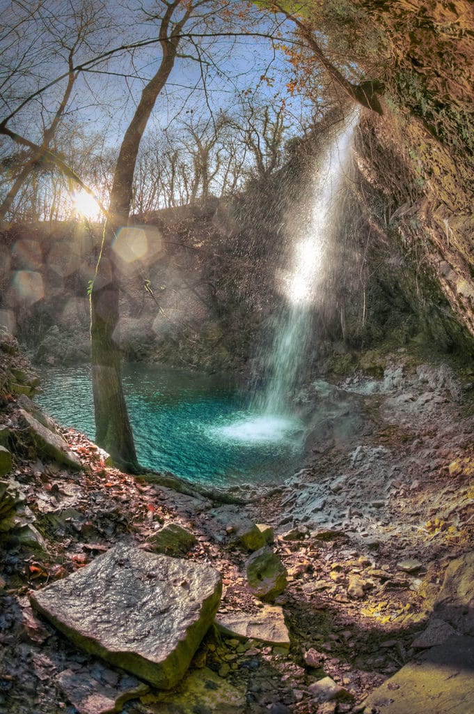 Butori Ponor
