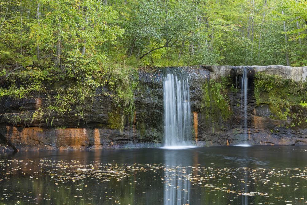Wolf Creek Falls, Minnesota