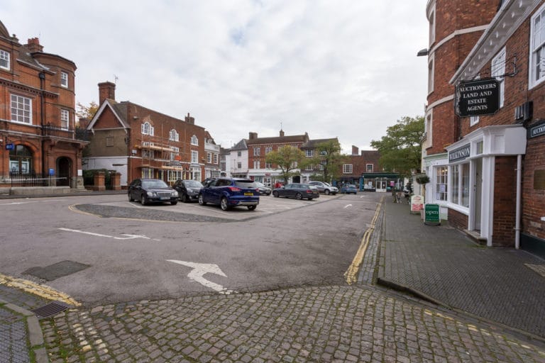 15 Best Things to Do in Aylesbury (Buckinghamshire, England) The