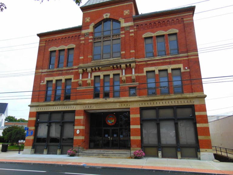 10 Best Things to Do in Killingly (CT) The Crazy Tourist