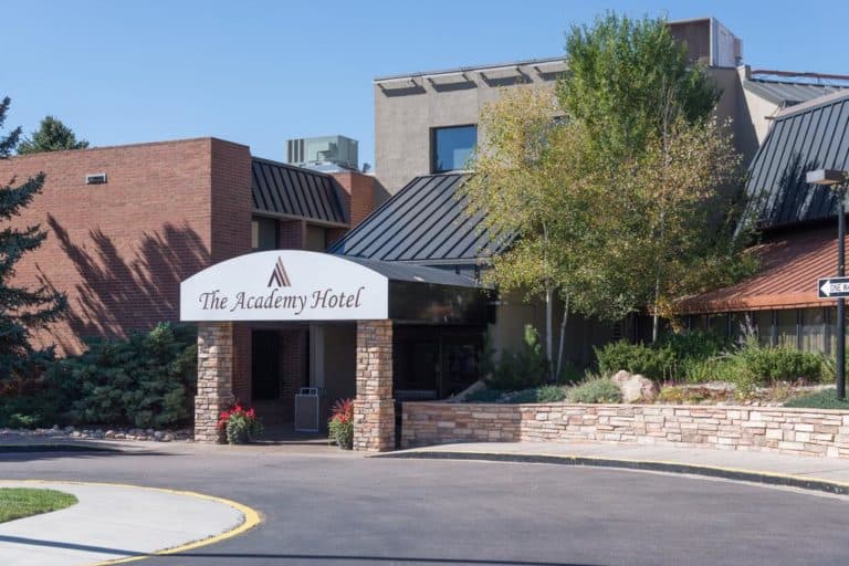 15 Best Colorado Springs Hotels The Crazy Tourist