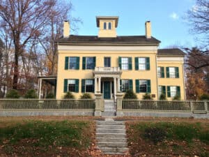 15 Best Things to Do in Amherst (MA) - The Crazy Tourist