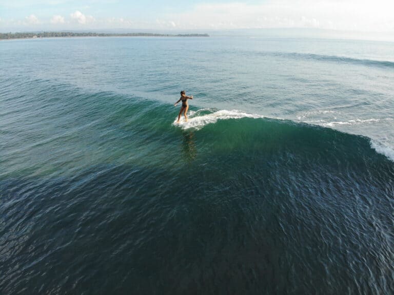 10-best-surf-spots-in-indonesia-the-crazy-tourist